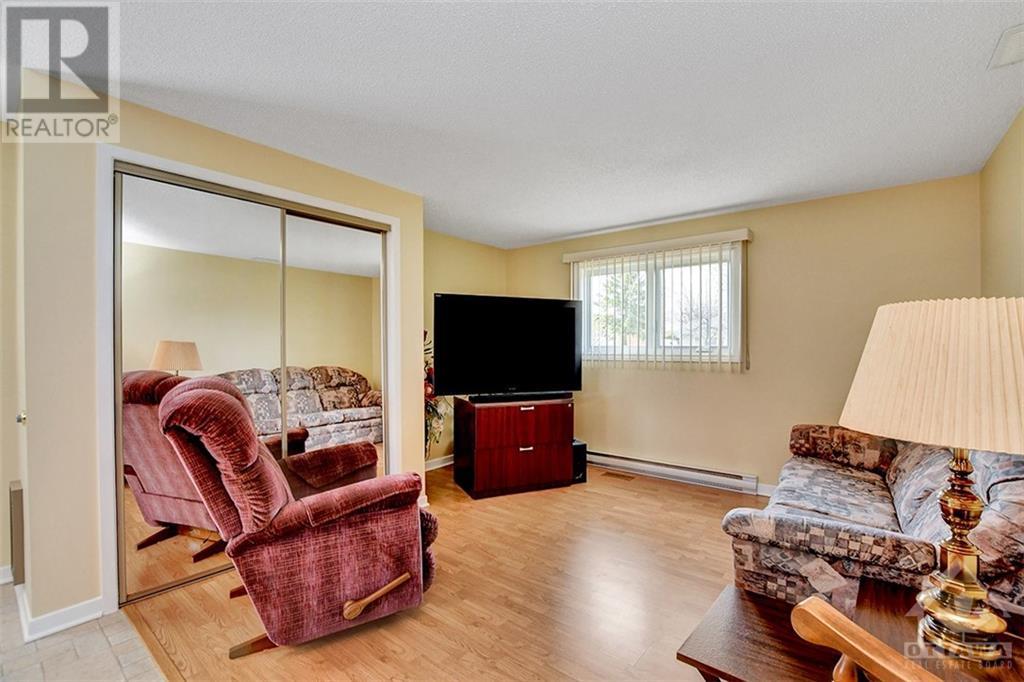 Listing 1342085 - Large Photo # 19