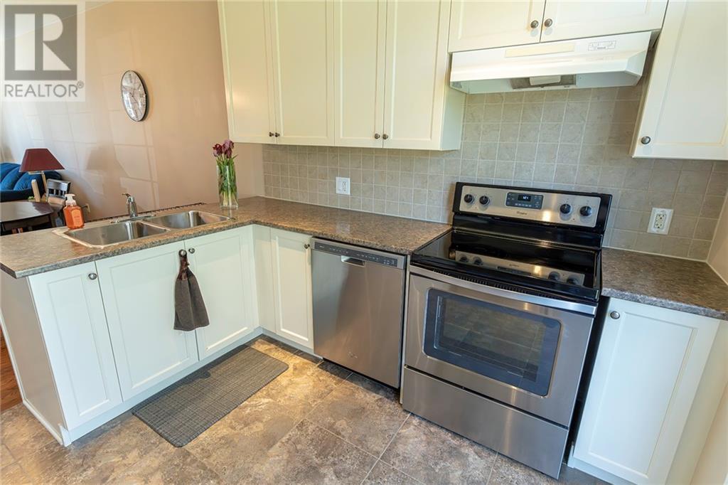 Listing 1342121 - Large Photo # 15