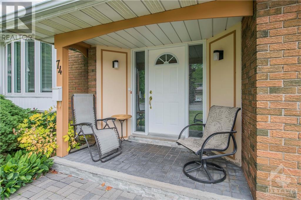 Listing 1342448 - Large Photo # 2