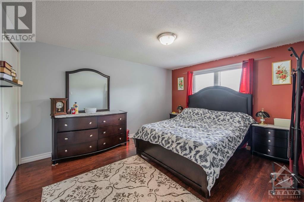 Listing 1342448 - Large Photo # 17