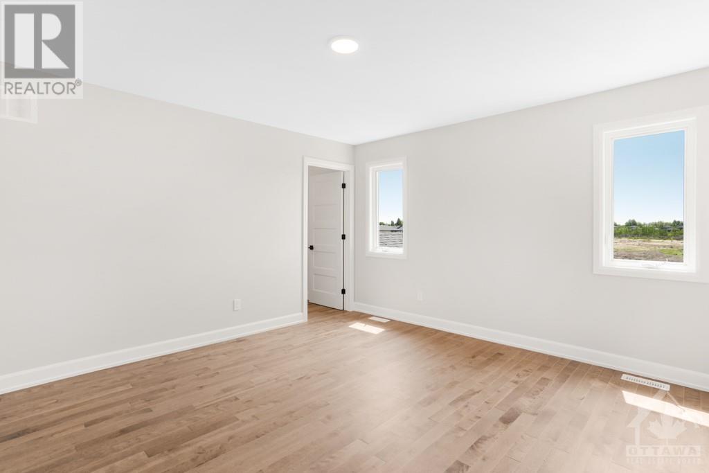 Listing 1342512 - Large Photo # 16