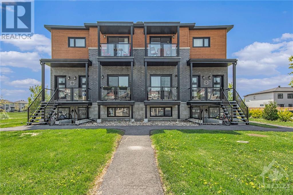 Listing 1342557 - Large Photo # 1