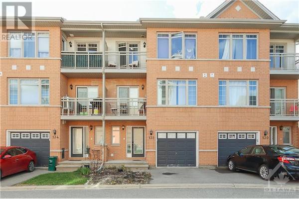 132 QUITO PRIVATE, Ottawa
