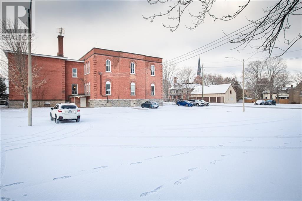Listing 1342770 - Large Photo # 13