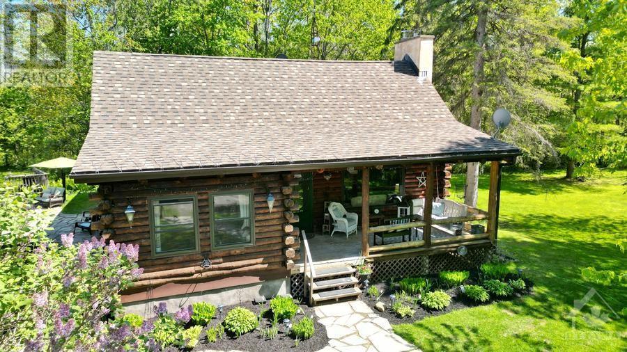 Listing 1342774 - Large Photo # 2