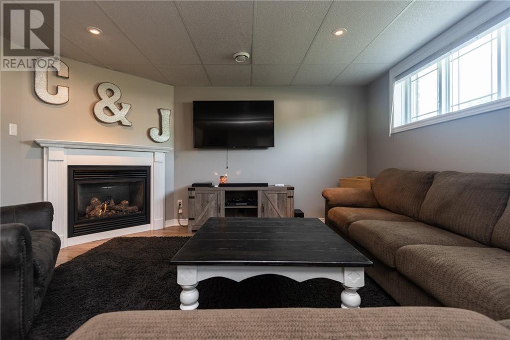 Listing 1342797 - Large Photo # 27