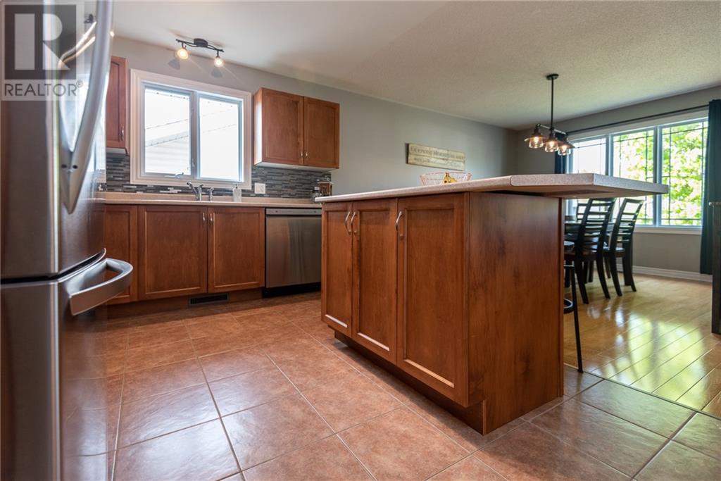 Listing 1342797 - Large Photo # 11