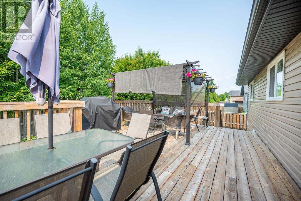 Listing 1342838 - Large Photo # 28