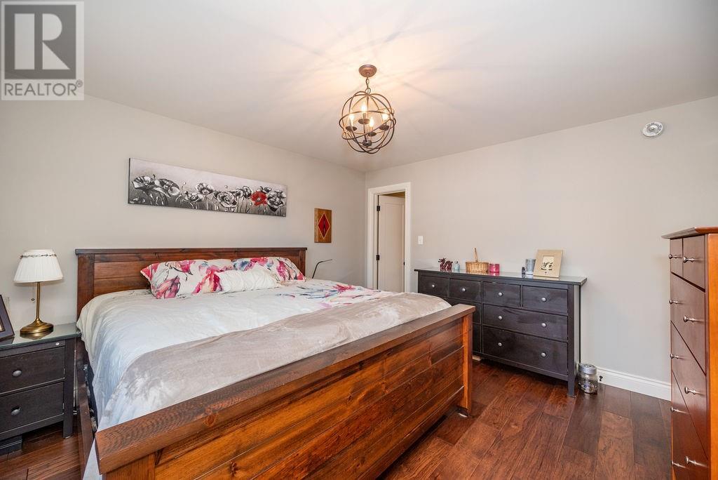 Listing 1342838 - Large Photo # 12