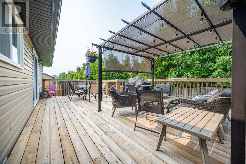 Listing 1342838 - Large Photo # 27
