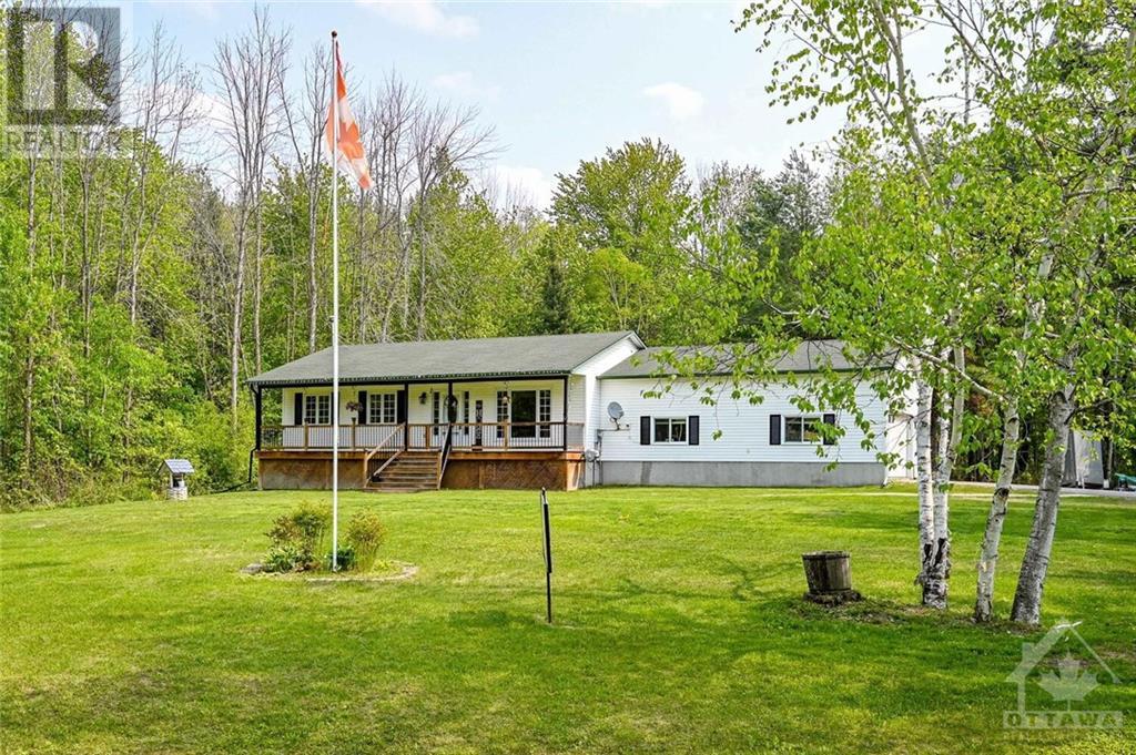 Listing 1342907 - Large Photo # 1