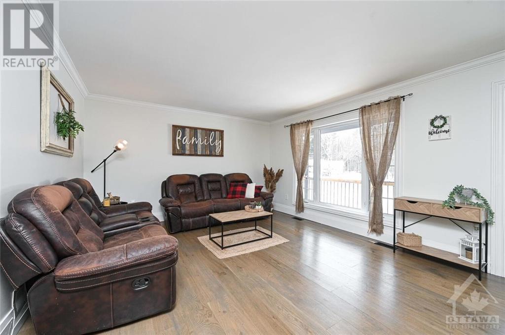 Listing 1342907 - Large Photo # 10