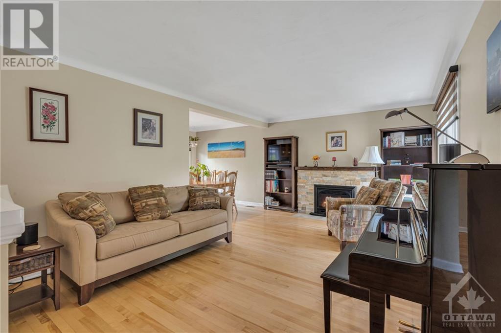 Listing 1342962 - Large Photo # 4