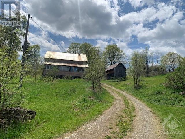Listing 1343115 - Large Photo # 1