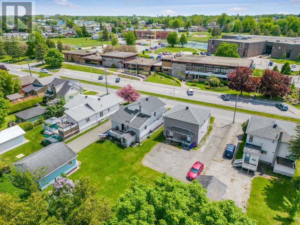 Listing 1343312 - Large Photo # 9