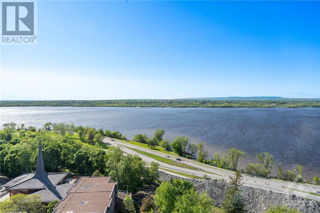 Listing 1343569 - Large Photo # 2