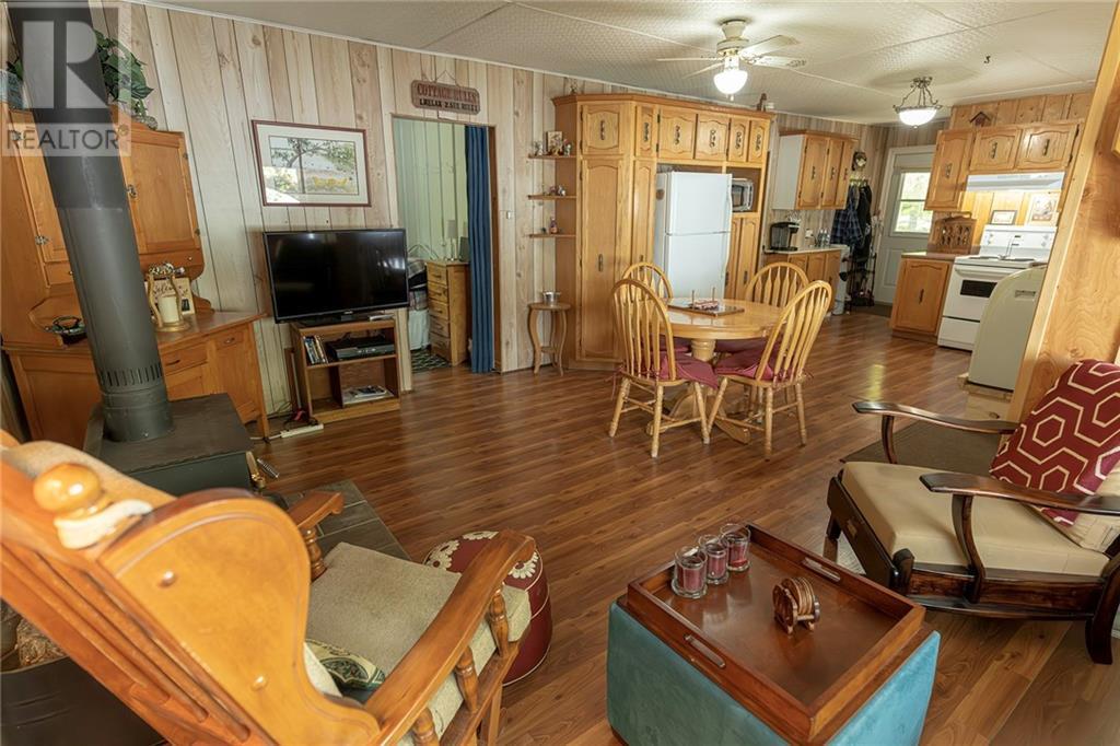 Listing 1343572 - Large Photo # 16