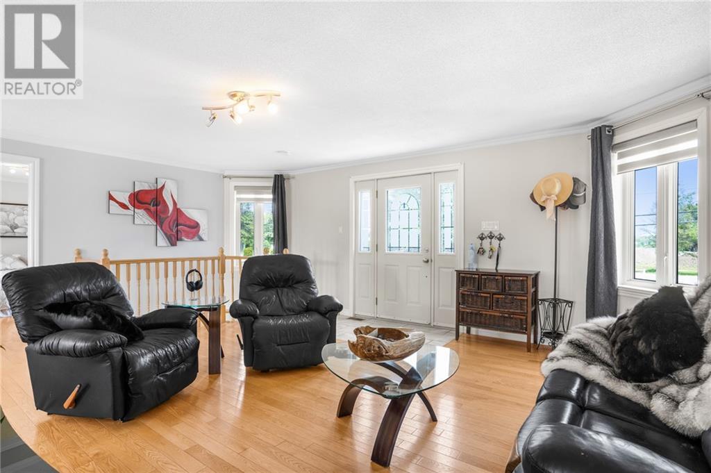 Listing 1343627 - Large Photo # 11