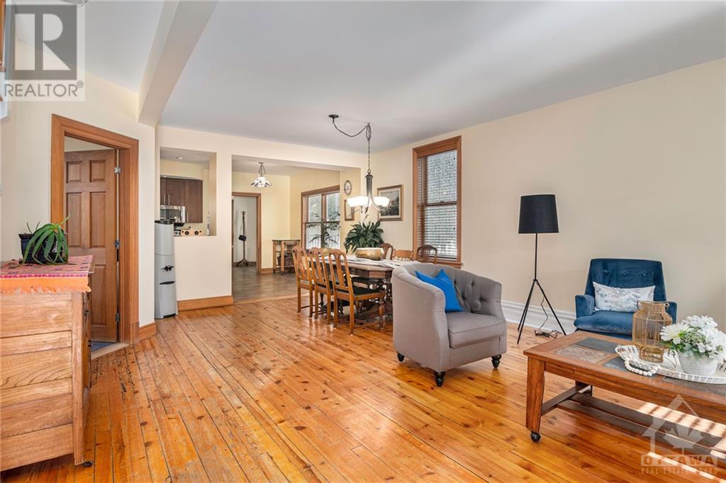 Listing 1343635 - Large Photo # 11