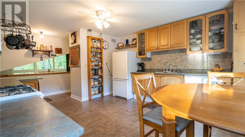 Listing 1343671 - Large Photo # 13