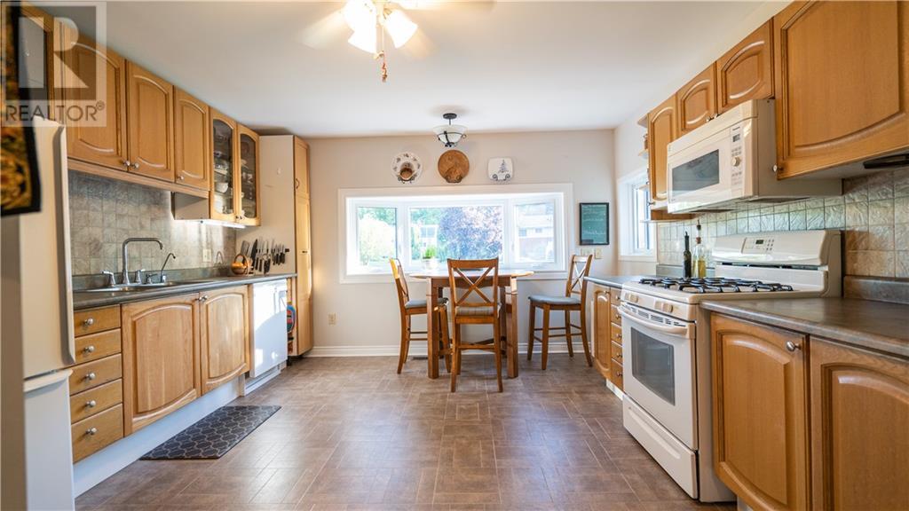 Listing 1343671 - Large Photo # 9