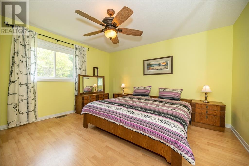 Listing 1343718 - Large Photo # 14