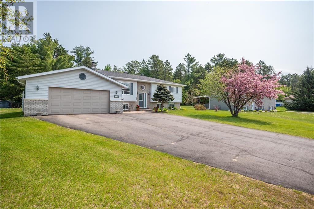 Listing 1343718 - Large Photo # 3