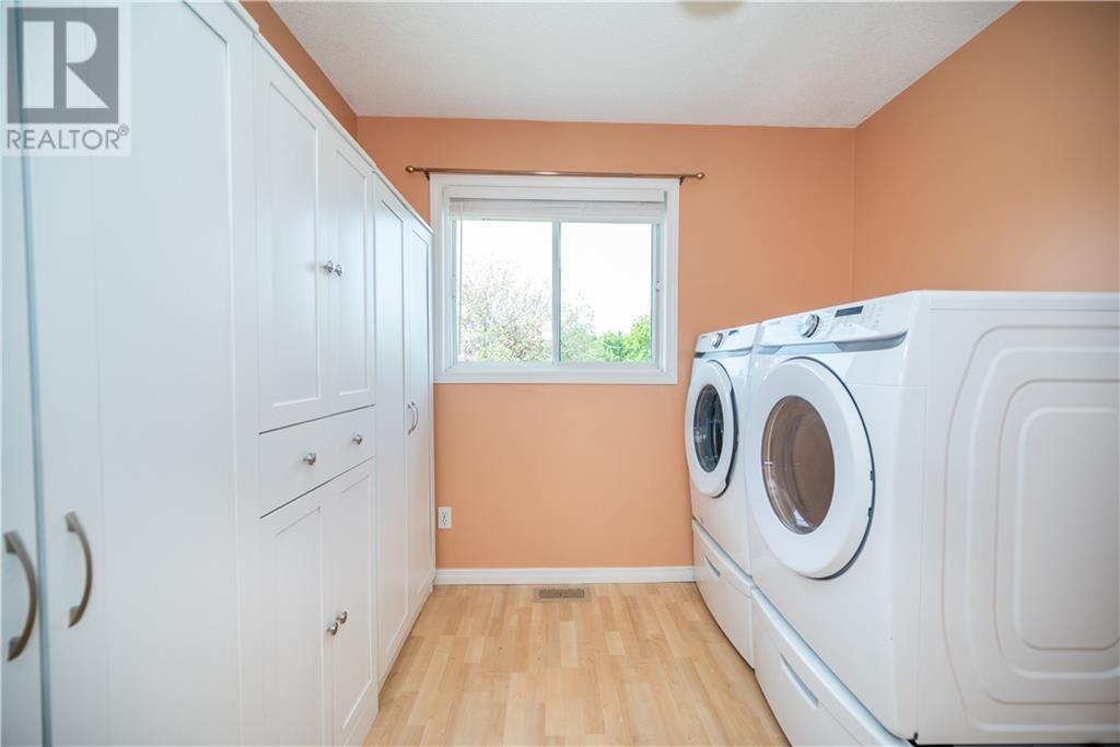 Listing 1343718 - Large Photo # 17