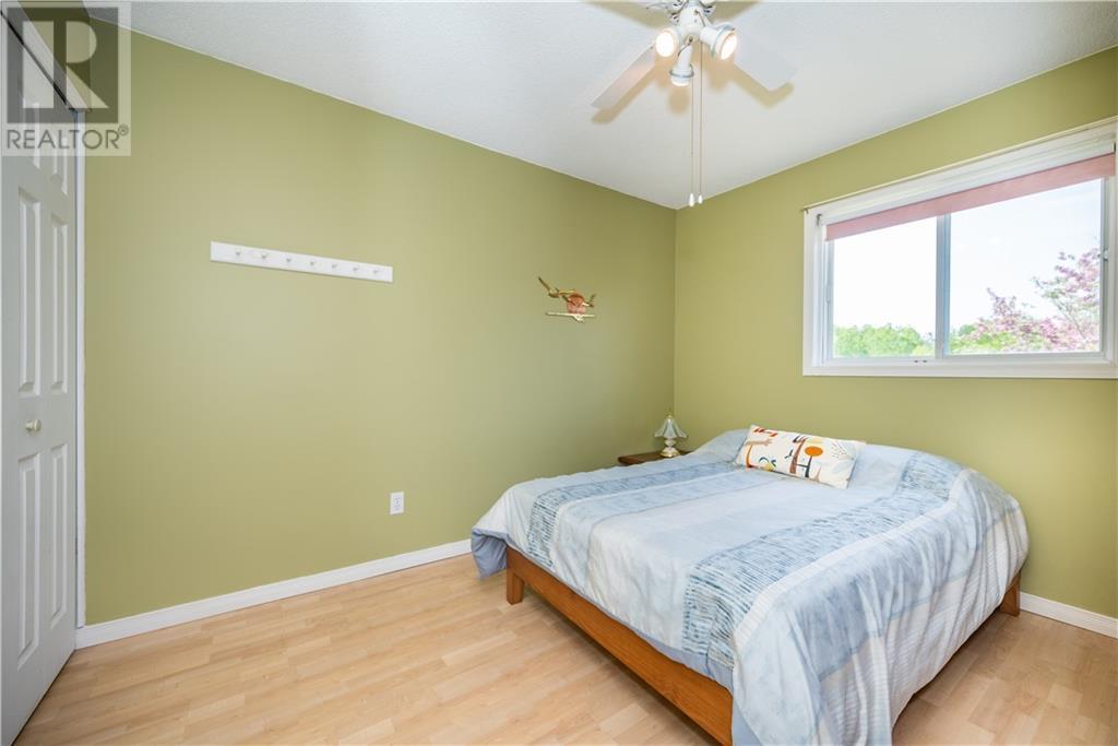 Listing 1343718 - Large Photo # 11