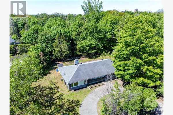 10 CEDAR ROAD, Gloucester