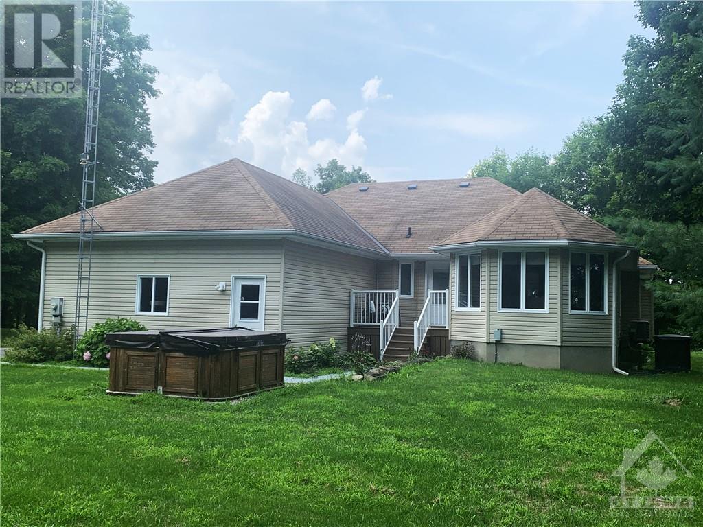 Listing 1344077 - Large Photo # 8