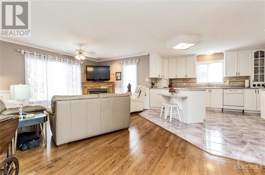 Listing 1344154 - Large Photo # 18