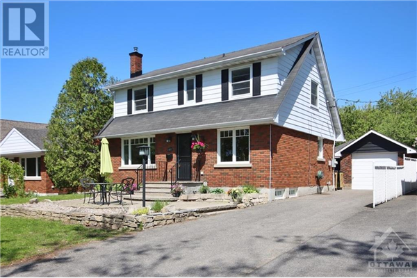 2107 NIAGARA DRIVE, Ottawa