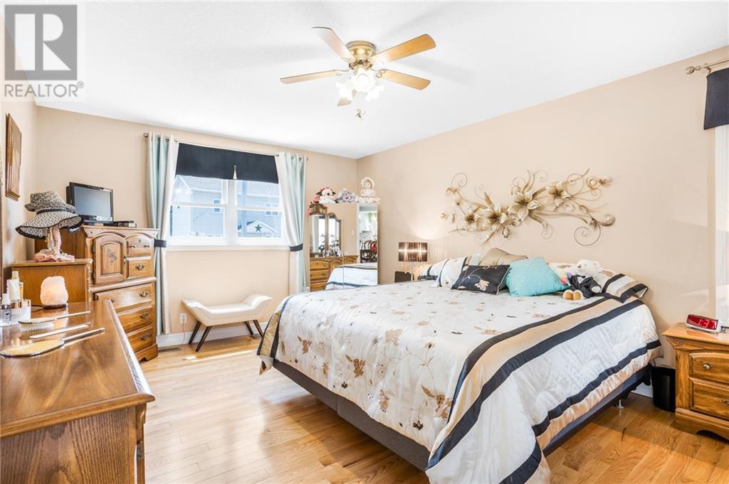 Listing 1344551 - Large Photo # 15