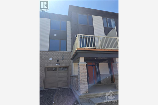704 CHROMITE PRIVATE, Ottawa
