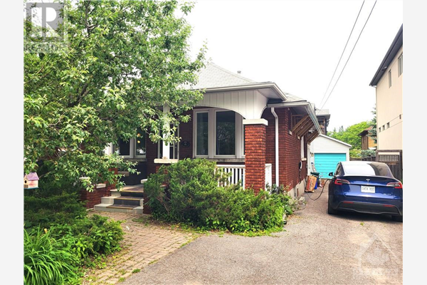 35 KENORA STREET, Ottawa