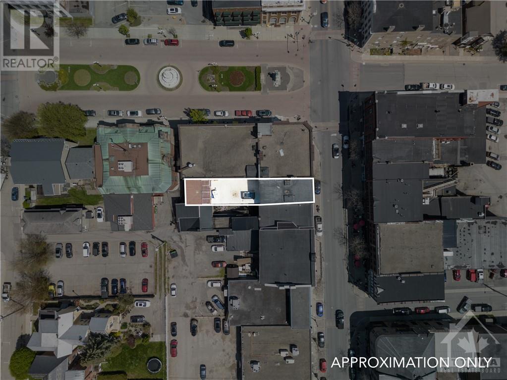 58-60 KING STREET W
