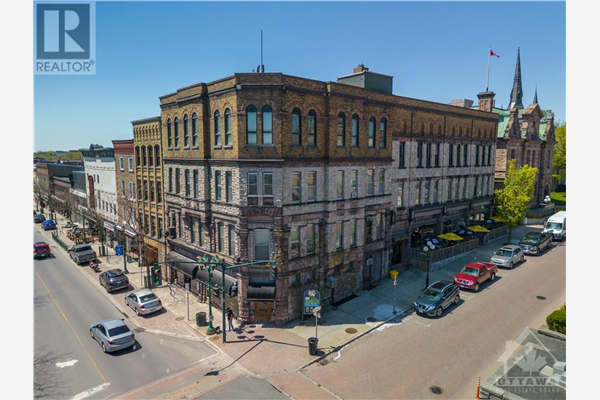 2-4 COURT HOUSE AVENUE, Brockville