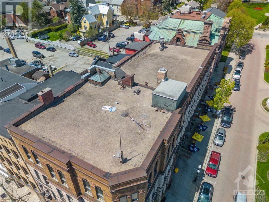 2-4 COURT HOUSE AVENUE