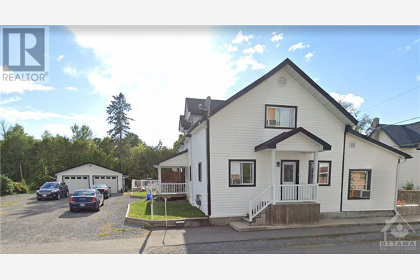 3274 YORKS CORNERS ROAD, Kenmore
