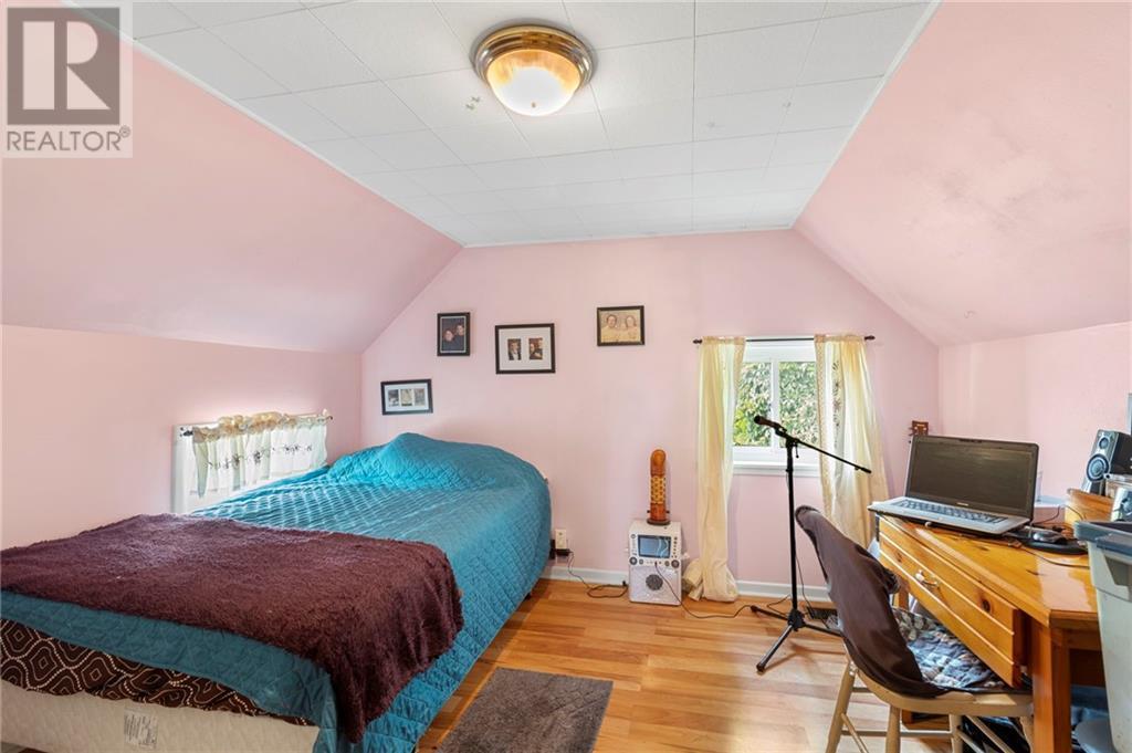 Listing 1347173 - Large Photo # 18