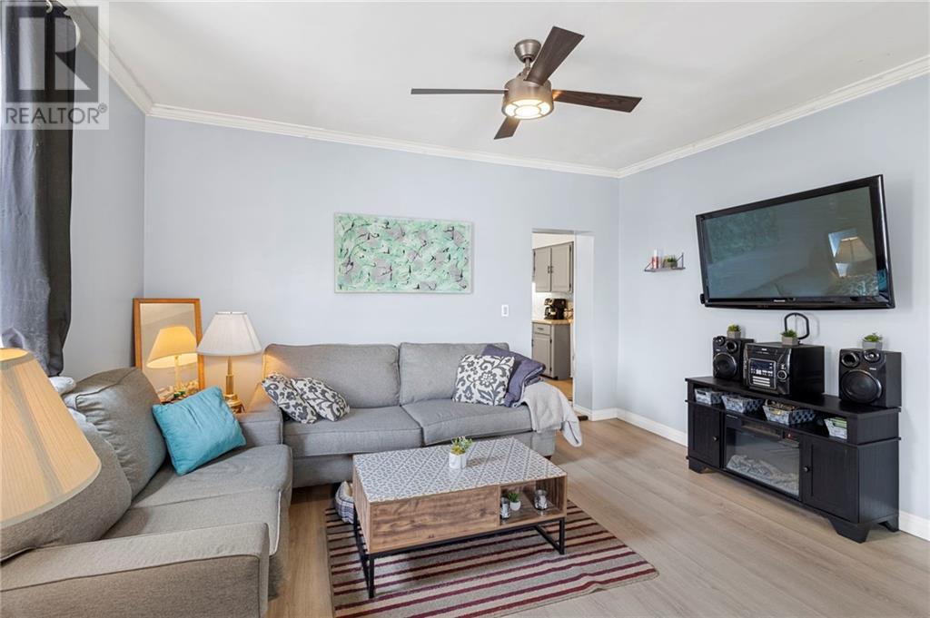 Listing 1347173 - Large Photo # 12