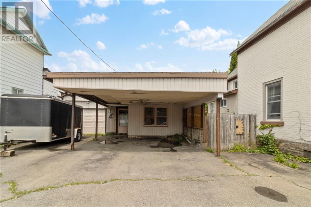 Listing 1347173 - Large Photo # 2
