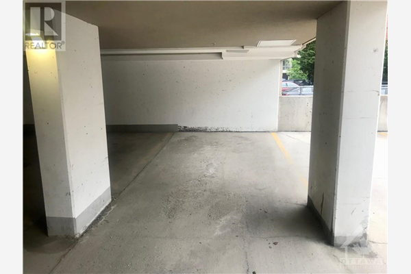 138 SOMERSET ST W STREET UNIT#3, Ottawa