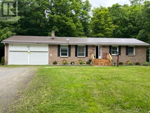 776 1000 ISLAND PARKWAY