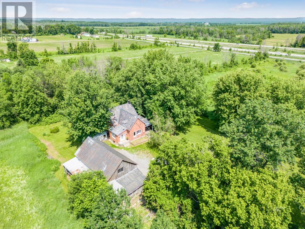 Listing 1348081 - Large Photo # 9