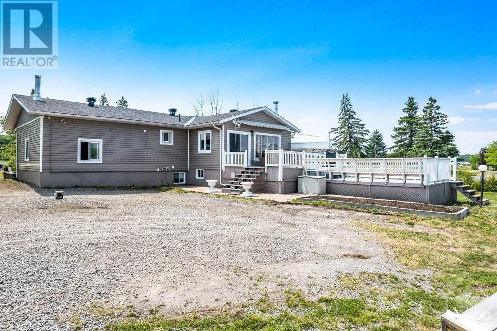 9360 COUNTY RD 17 ROAD