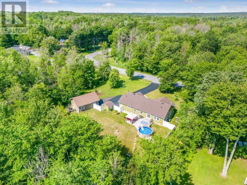 Listing 1348649 - Large Photo # 5