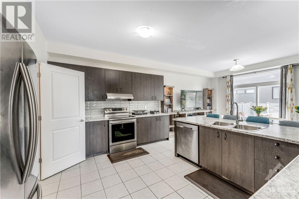 Listing 1348920 - Large Photo # 14