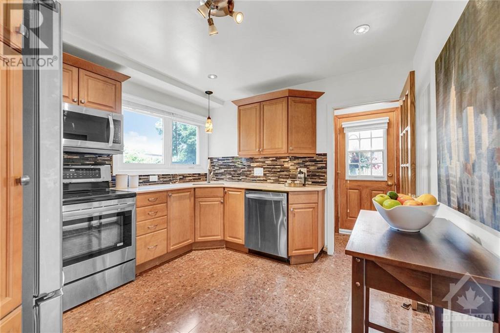 Listing 1349068 - Large Photo # 10